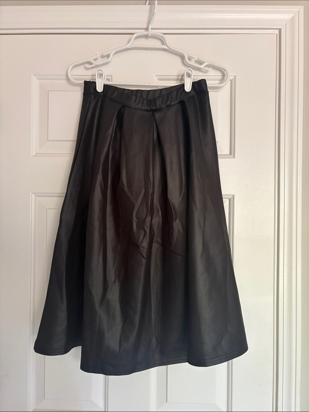 Boo Hoo Sz 8 Women's Black A-Line Skirt - Classic Flare